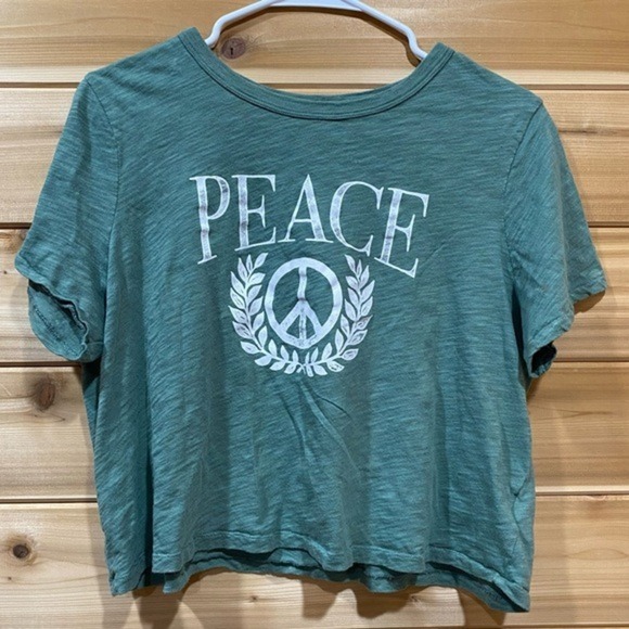 Old Navy Peace Sign Graphic T Shirt Green Crop Top Women's Short Sleeve Tee SZ L - Picture 9 of 11